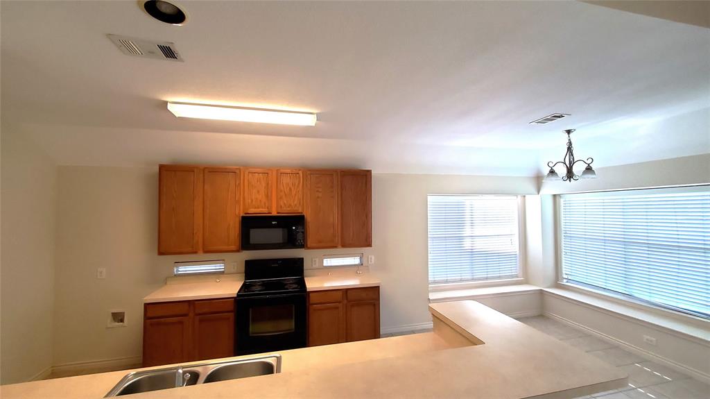 Summit View Lake Ph One - Residential Lease