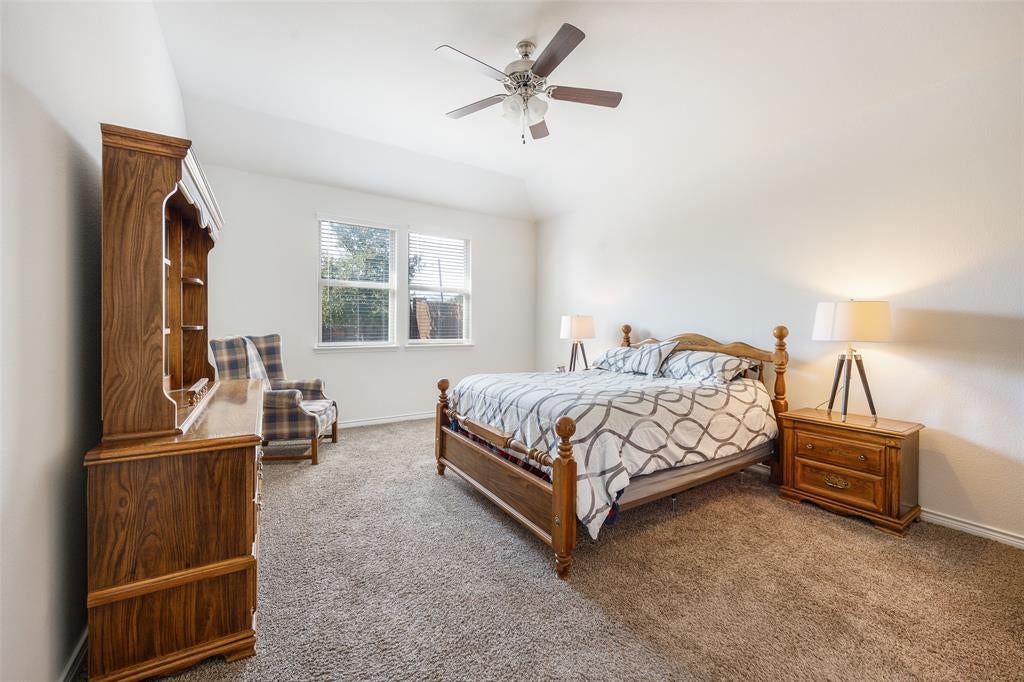 1101 Crepe Myrtle Lane
