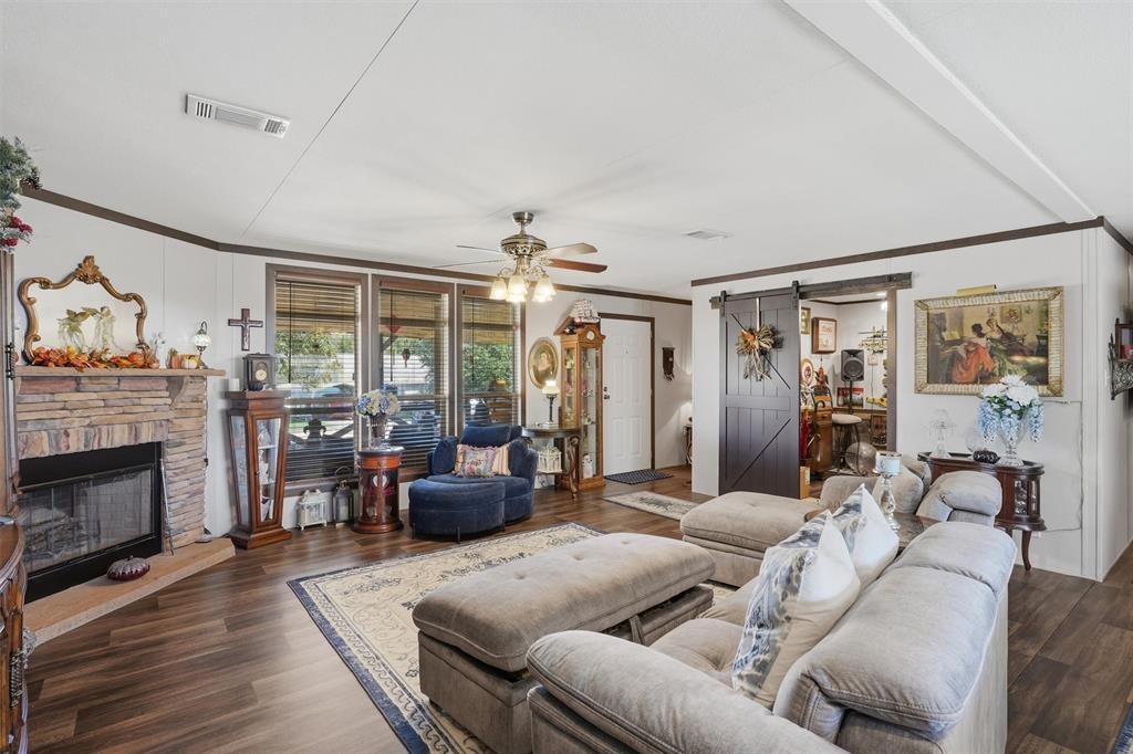 6200 S Lakeside Hills Court
