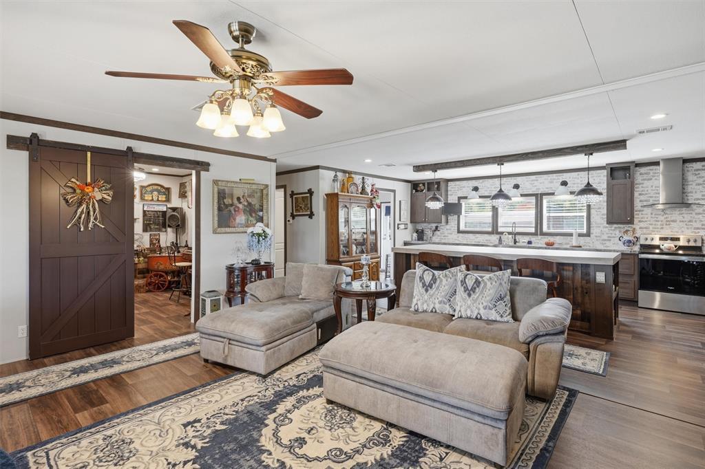 6200 S Lakeside Hills Court