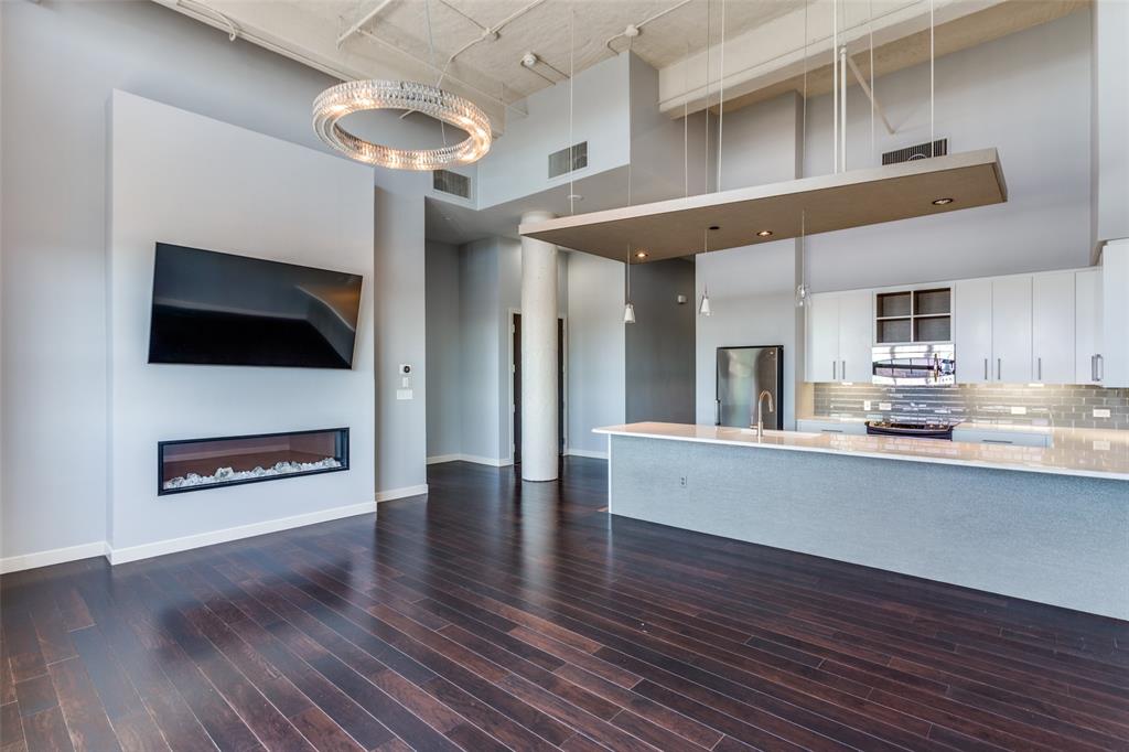 2600 W 7th Street 1827