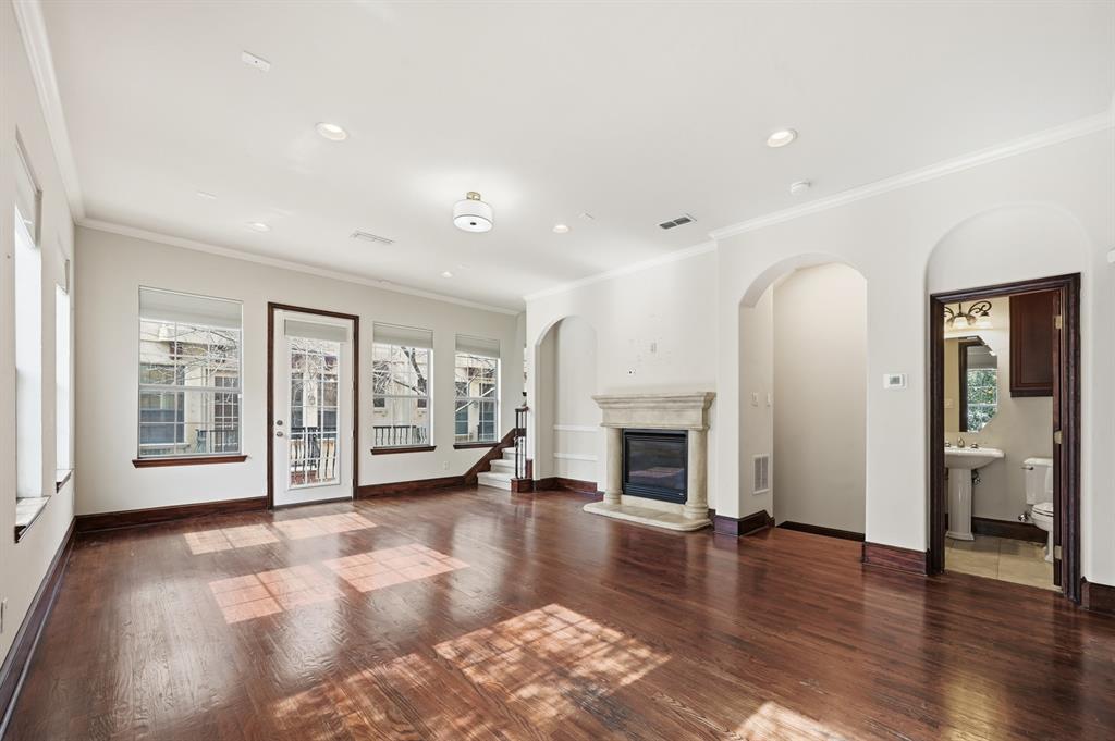 Villas Bryan Place - Residential