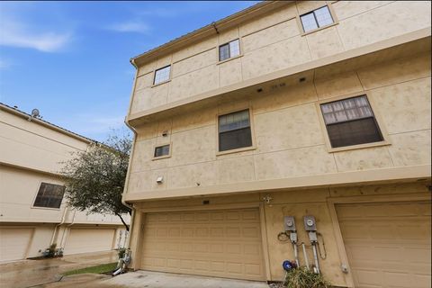 Tiny photo for 1020 Pavillion Street, Dallas, TX 75204 (MLS # 21200807)