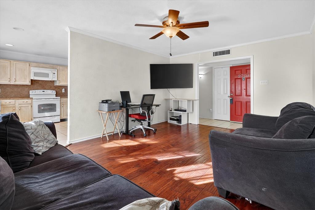 Oaks 02 - Residential