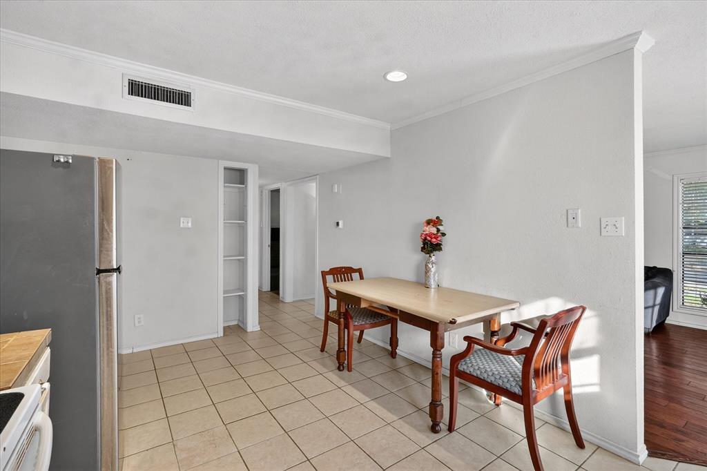 Oaks 02 - Residential