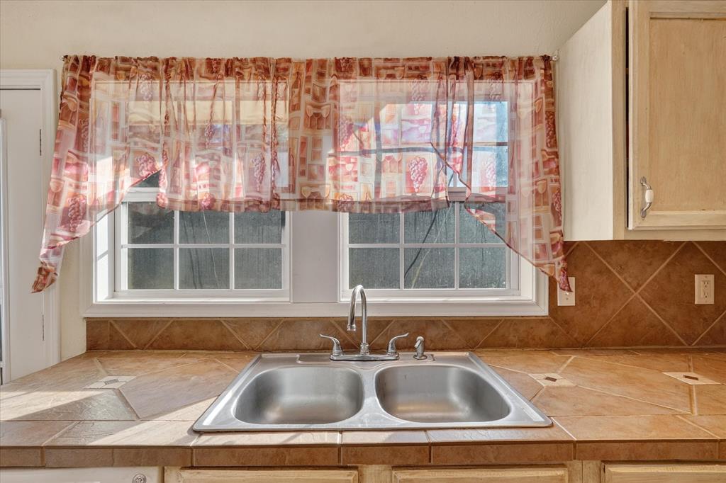 Oaks 02 - Residential