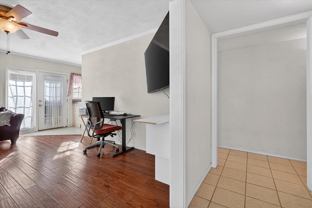 Oaks 02 - Residential