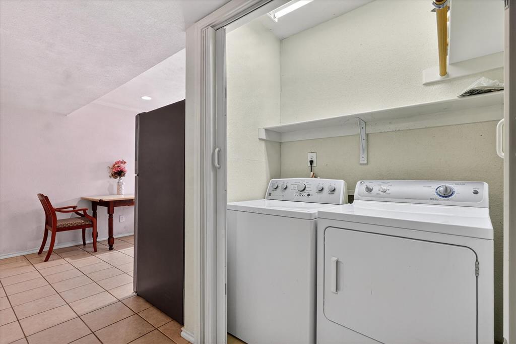 Oaks 02 - Residential