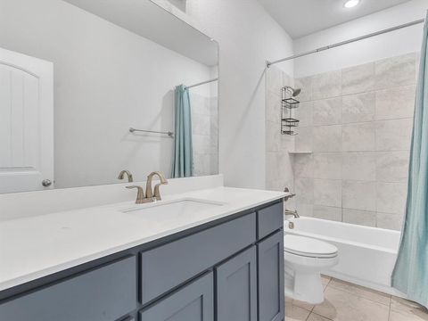 Tiny photo for 1013 Northern Oaks Court, Springtown, TX 76082 (MLS # 21198066)