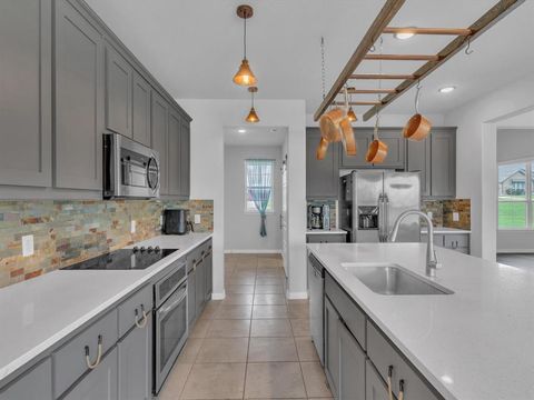 Tiny photo for 1013 Northern Oaks Court, Springtown, TX 76082 (MLS # 21198066)