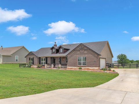 Tiny photo for 1013 Northern Oaks Court, Springtown, TX 76082 (MLS # 21198066)