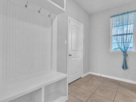 Tiny photo for 1013 Northern Oaks Court, Springtown, TX 76082 (MLS # 21198066)