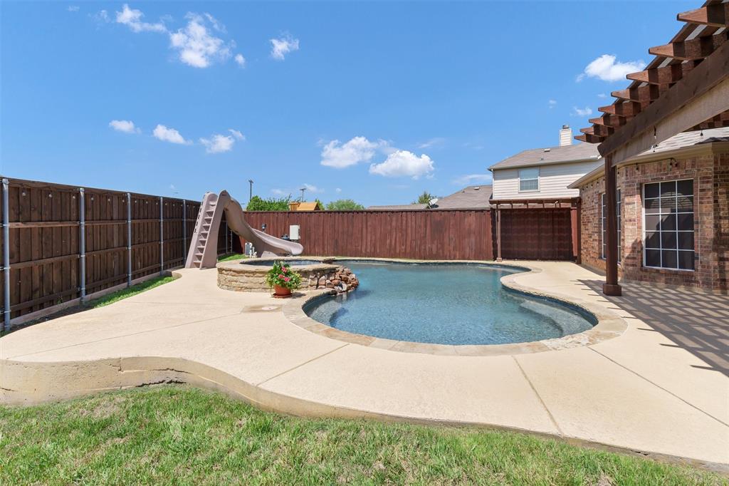 Fort Worth, Texas 76052, United States, 6 Bedrooms Bedrooms, ,4 BathroomsBathrooms,Residential,Active,107146