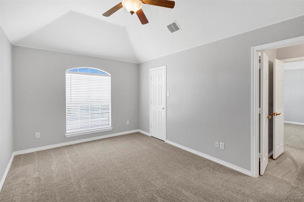 Fort Worth, Texas 76052, United States, 6 Bedrooms Bedrooms, ,4 BathroomsBathrooms,Residential,Active,107146