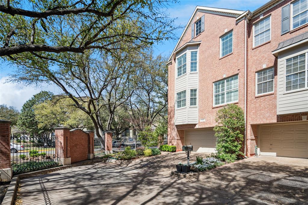 4233 Lomo Alto Court