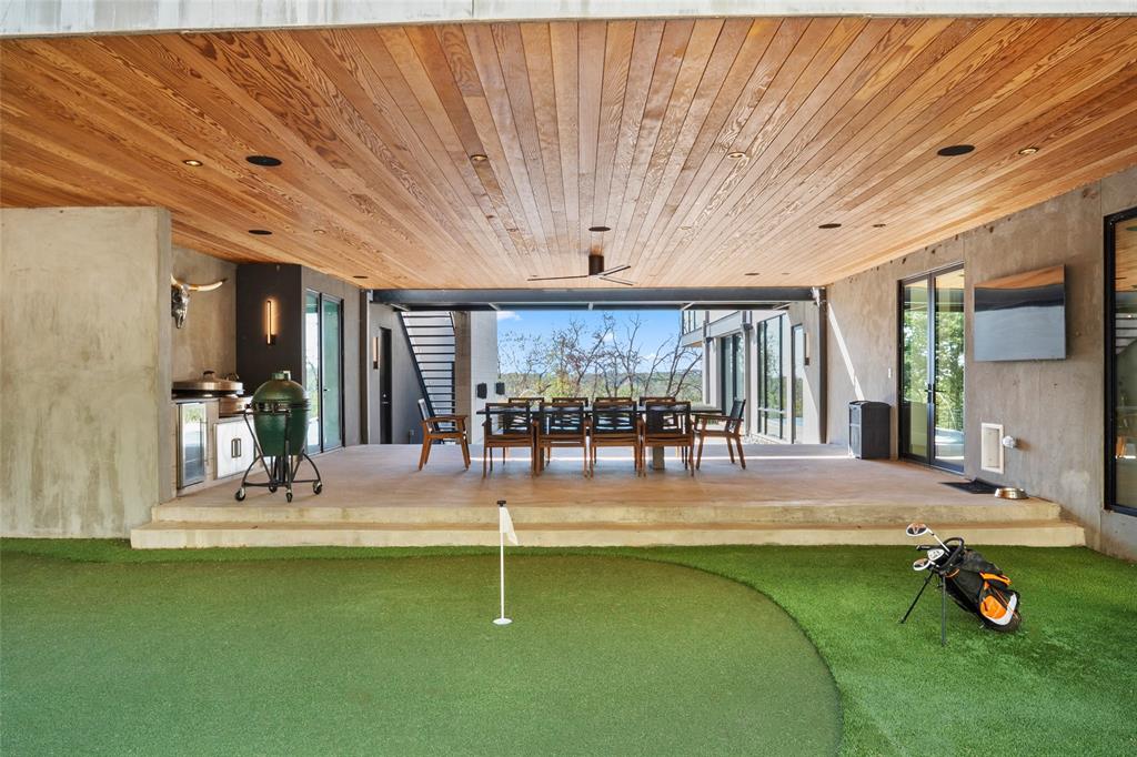 Franklin Hills - Residential