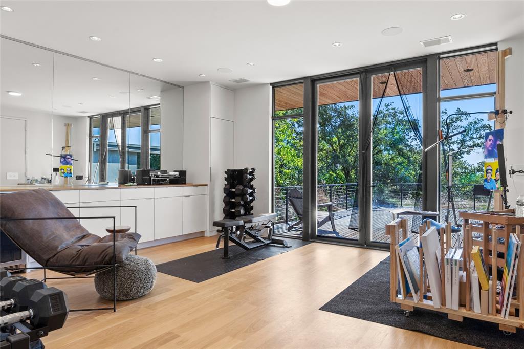 Franklin Hills - Residential