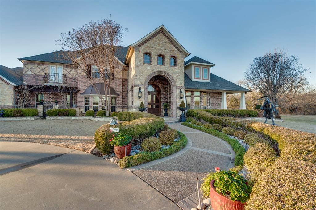 725 Locust Drive