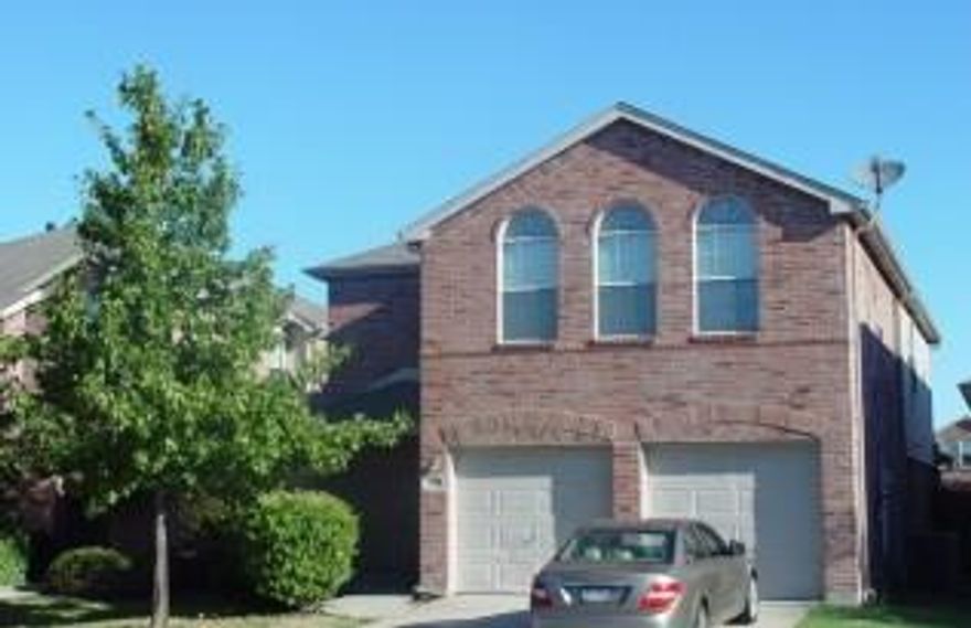 GREAT LOCATION in FRISCO ISD!! It is at the desirable Heights in the Westridge neighborhood. Walking distance to elementary, middle school and high school. Playground, community pool and a park are right around the corner! Close to major shopping centers and parks. There is a lot of space! 4 BR, 3 Bath, and includes a Family Room, Game Room, Oversize Kitchen with Island and more. Just remodeled with hardwood floors, new windows' blinds and new painted walls.  This is a must see!