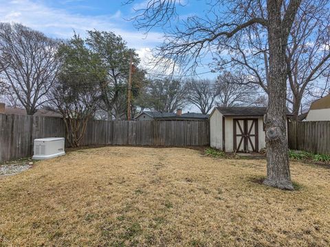 A home in Waxahachie