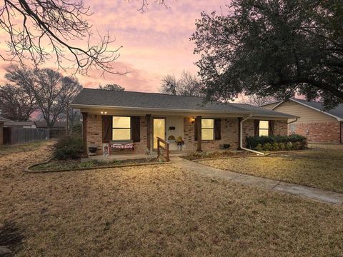 A home in Waxahachie