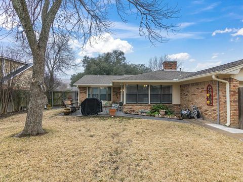 A home in Waxahachie