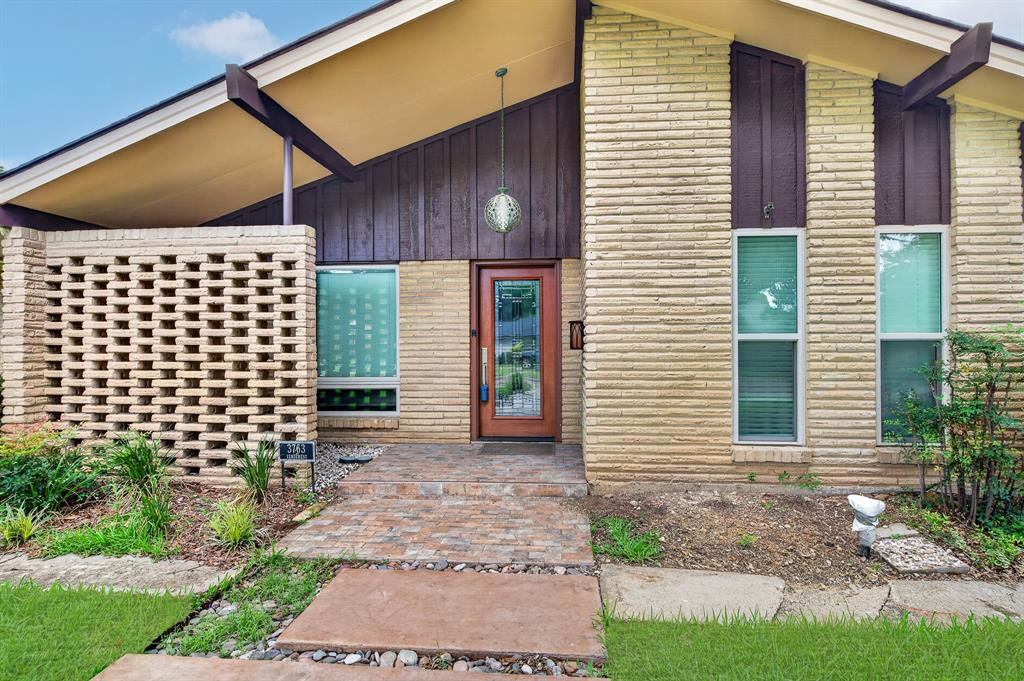 3763 Vinecrest Drive