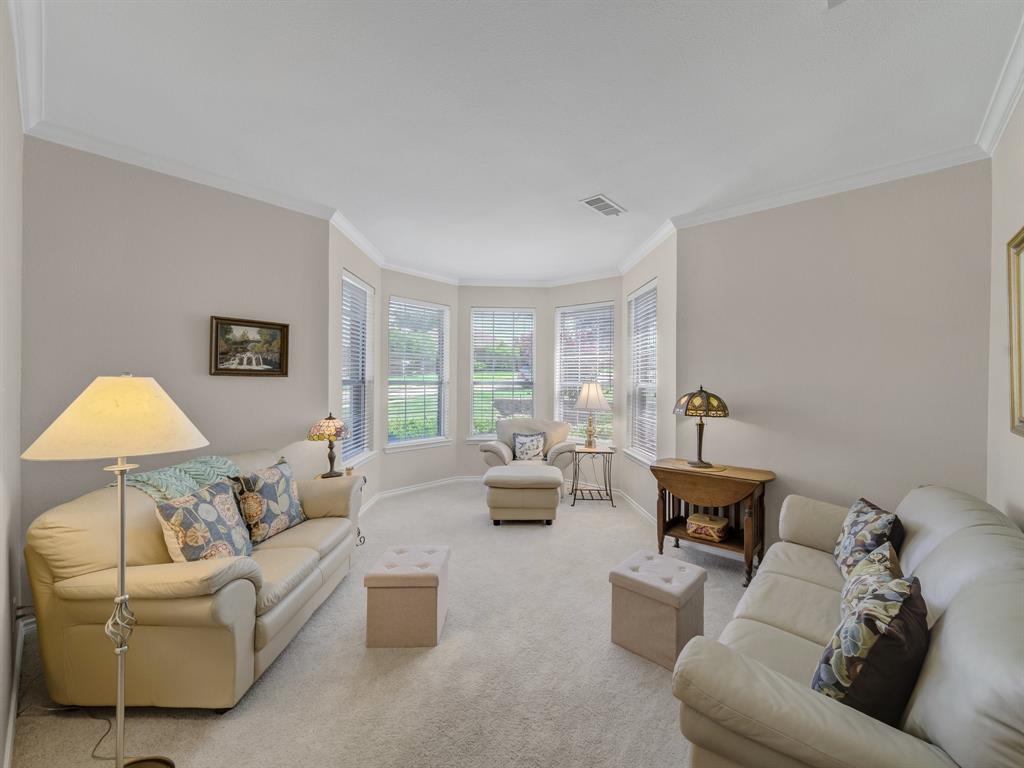 3811 Cromwell Drive