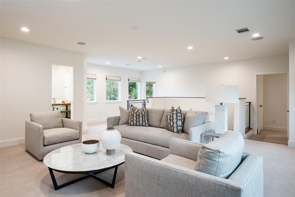 Janmar Circle Sec 6 - Residential