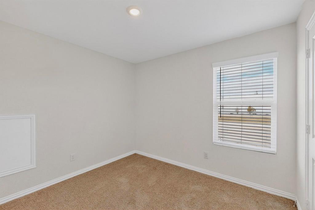 Villas on Prairie Crk Add - Residential Lease