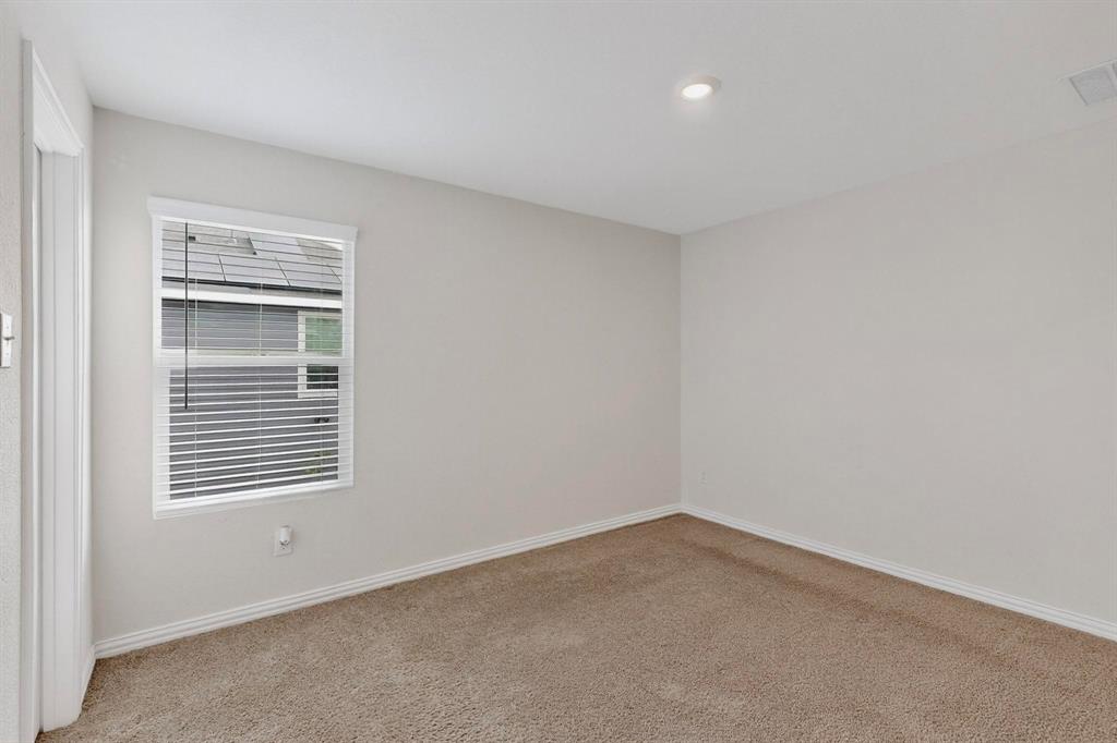 Villas on Prairie Crk Add - Residential Lease