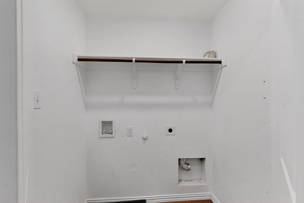 Villas on Prairie Crk Add - Residential Lease