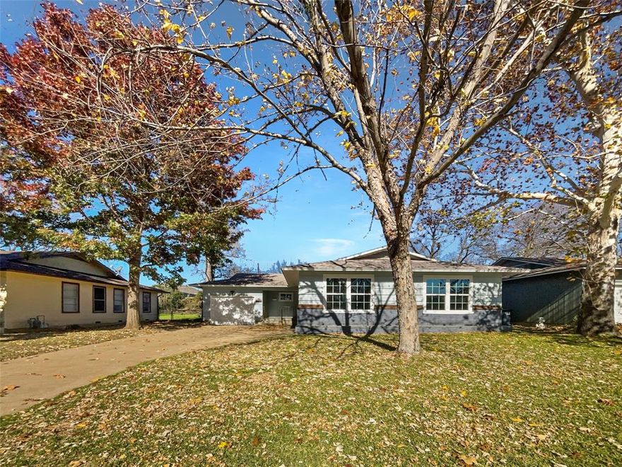 Welcome to 6132 Sundown Dr, a home that exudes charm and sophistication. The moment you step inside, you'll be greeted by the fresh interior paint that gives the home a clean and modern feel. The kitchen is a chef's dream, boasting all stainless steel appliances that are both stylish and functional. Adding to the kitchen's appeal is an accent backsplash that provides a pop of color and personality. Outside, you'll find a spacious deck perfect for entertaining or simply enjoying a quiet evening. The fenced-in backyard offers privacy and a space for outdoor activities. This home is a perfect blend of style and comfort, making it a must-see for any discerning buyer. Home comes with a 100-Day Home Warranty and a 7-Day Home Test Drive to move in 7 days early for free