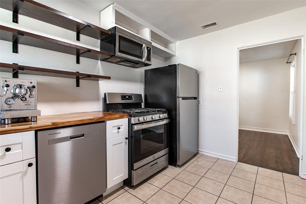 GREENWAY VILLAGE ADDITION - Residential Lease