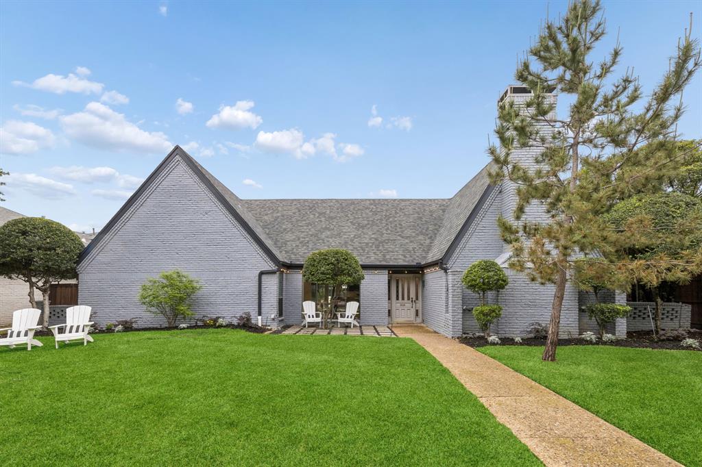 9216 Middle Glen Drive