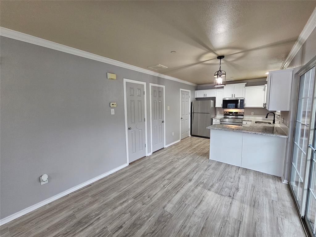 Deerchase Condos Ph 01 & 02 - Residential Lease