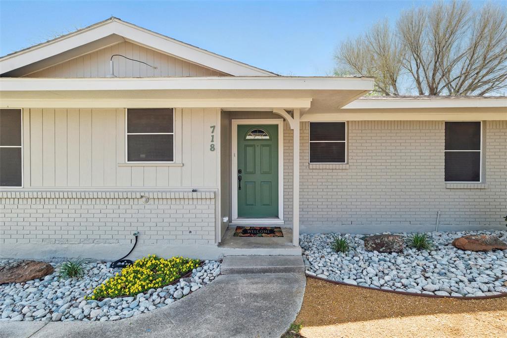 718 Paula Lane