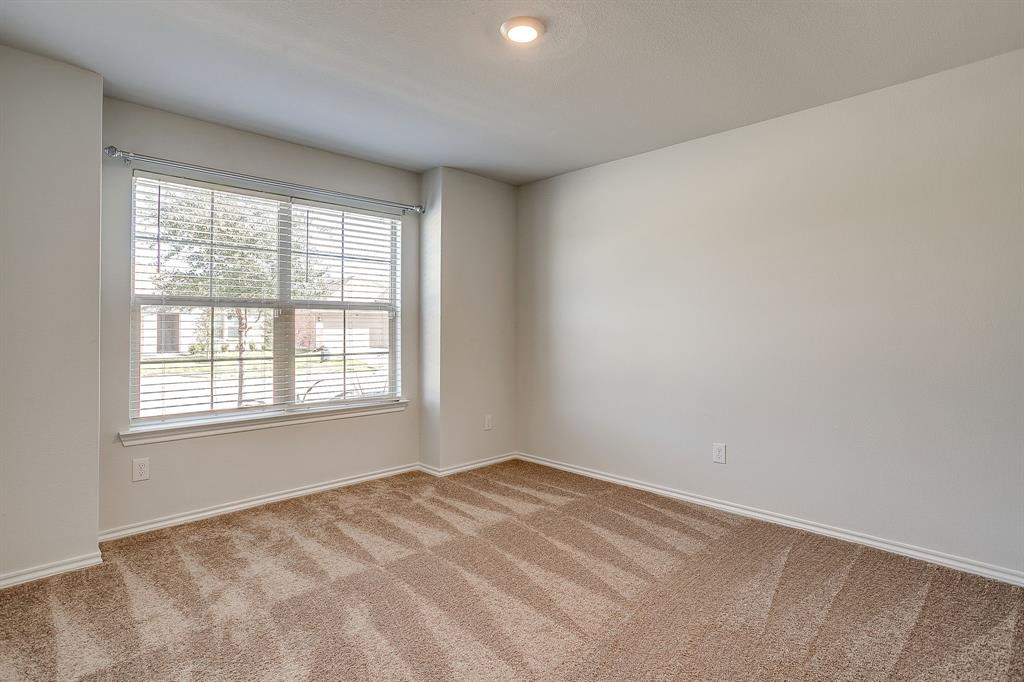 625 Basteen Lane