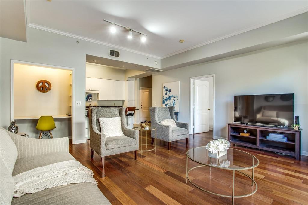 3225 Turtle Creek Boulevard 306