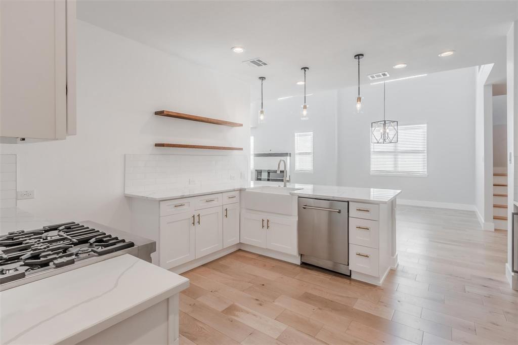 Mount Auburn - Residential