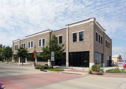 409 N Oak Street Roanoke TX 76262