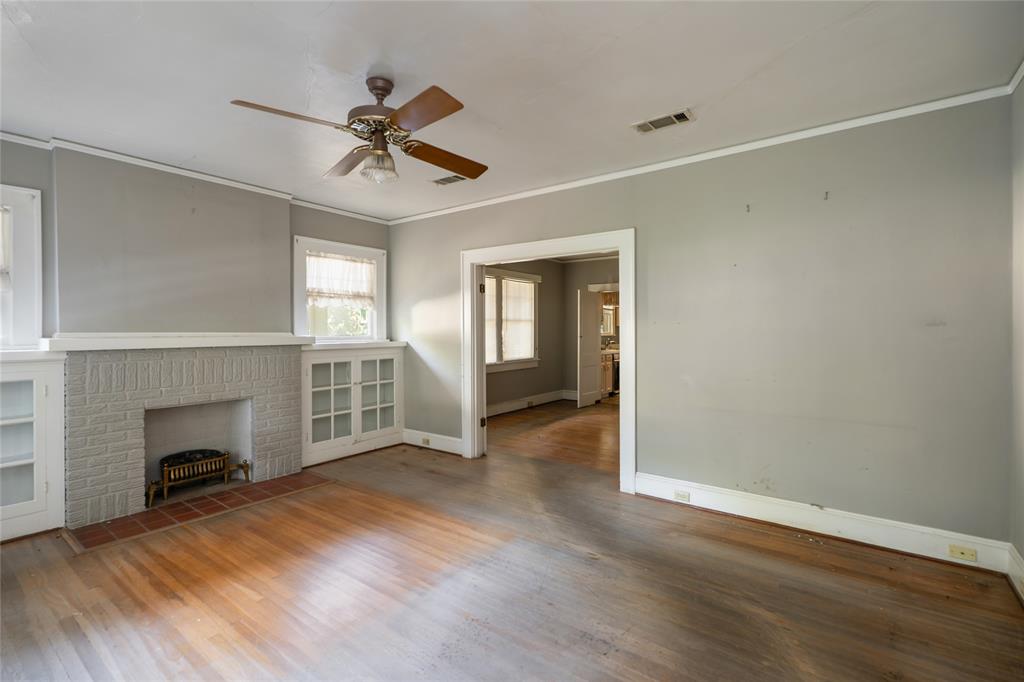 1916 Patton Court