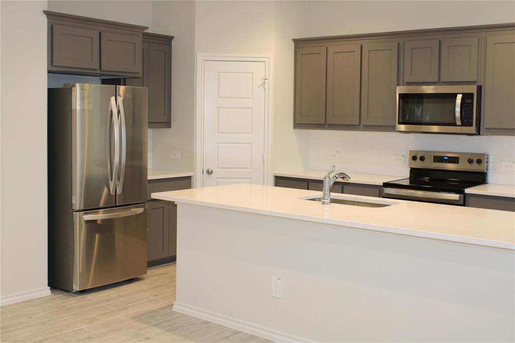 Bryant Farms Ph 2 - Residential Lease