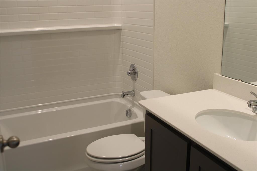 Bryant Farms Ph 2 - Residential Lease