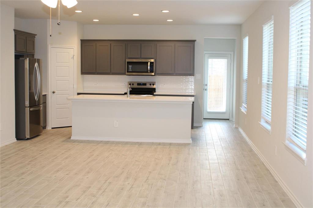 Bryant Farms Ph 2 - Residential Lease