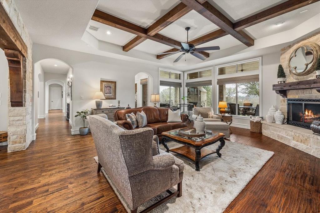 Bella Flora - Residential