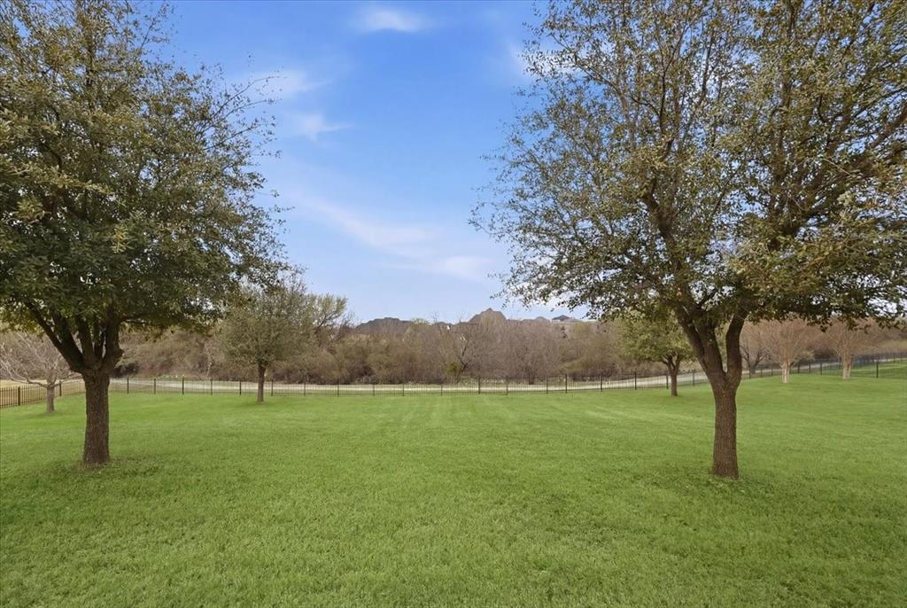 Bella Flora - Residential