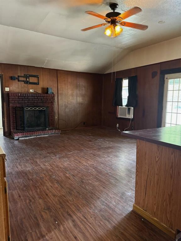 Cedarcrest Shores Estate - Residential