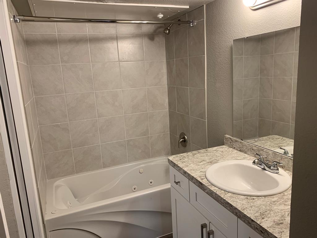 Sable Ridge Condos Ph 01-06 - Residential