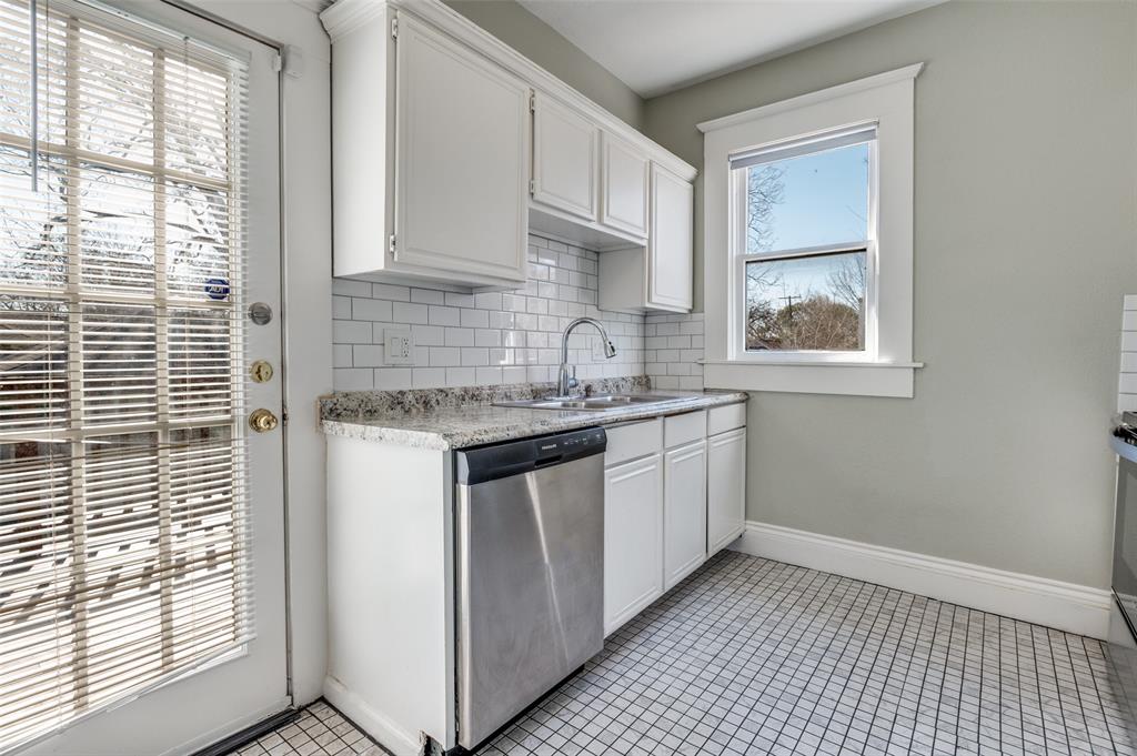 Munger Place - Residential Income